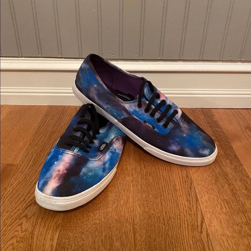 Vans Galaxy Print